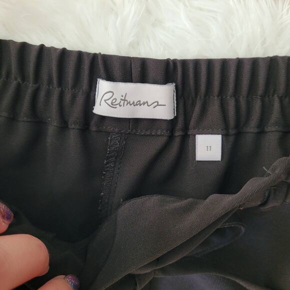 Reitmans Women's Black Pull On‎ Trouser Pants. Size 11 - Picture 4 of 7